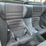 Porsche 944 2.5 Phase 2 – banquette arrière côté passager
