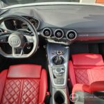 Audi TTS Coupé 2.0 TFSI Quattro – habitacle avant et console centrale