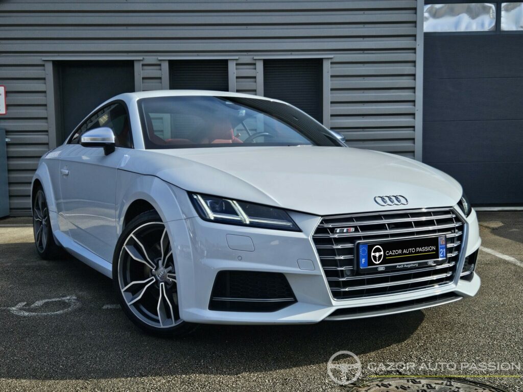 Audi TTS Coupé 2.0 TFSI Quattro – vue trois-quarts avant gauche