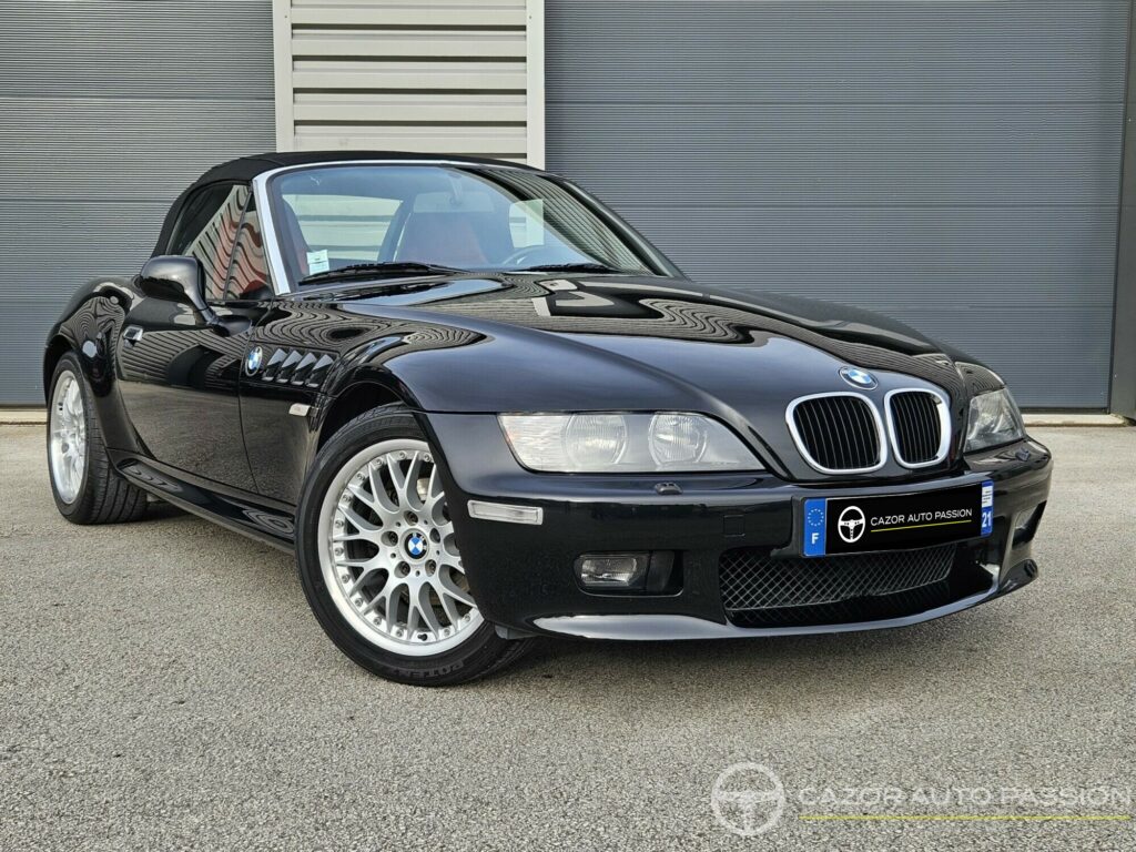 BMW Z3 2.2 170ch Ph2 Sport Edition Bvm — vue trois-quarts avant