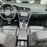 Volkswagen Golf 7 R 2.0 TSI 300ch DSG6 5 Portes — tableau de bord et console centrale