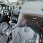 Peugeot RCZ R 1.6 THP 270 ch — habitacle côté passager
