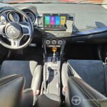 Mitsubishi Lancer Evo X 2,0 T 295 MR TC-SST — tableau de bord et console centrale