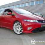 Honda Civic Type R FN2 2.0 i-VTEC 201 ch — Heritage Pack GP — vue trois-quarts avant opposée