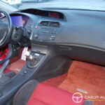 Honda Civic Type R FN2 2.0 i-VTEC 201 ch — Heritage Pack GP — habitacle côté passager