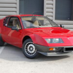 Alpine Renault A310 V6 Phase 2 — type A310 2700 VA — vue trois-quarts avant opposée