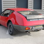 Alpine Renault A310 V6 Phase 2 — type A310 2700 VA — vue arrière trois-quarts