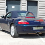Porsche Boxster 986 2.5 204 ch — boîte manuelle — vue arrière trois-quarts