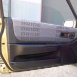 Honda Civic CRX EE8 — Swap B18C6 Integra Type R — contre-porte conducteur BRIDE