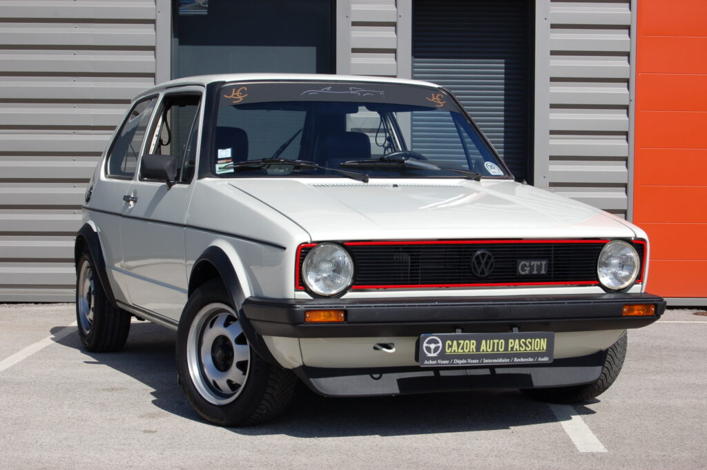 Volkswagen Golf 1 GTI 1800 DX — vue trois-quarts avant