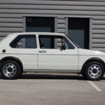 Volkswagen Golf 1 GTI 1800 DX — profil opposé