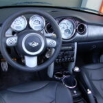 Mini Cooper S Cabriolet 1.6 170 ch — poste de conduite