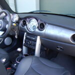 Mini Cooper S Cabriolet 1.6 170 ch — tableau de bord côté passager