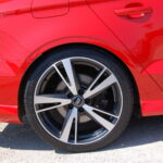 Audi RS3 Berline 2.5 TFSI 400 ch Quattro S tronic — jante arrière opposée