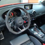 Audi RS3 Berline 2.5 TFSI 400 ch Quattro S tronic — poste de conduite