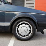 Volkswagen Golf 1 GTI 1800 DX Plus Pirelli — jante Pirelli avant