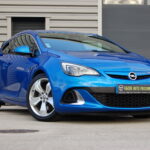 Opel Astra GTC OPC 2.0 Turbo 280 ch — vue avant opposée