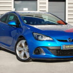 Opel Astra GTC OPC 2.0 Turbo 280 ch — vue trois-quarts avant