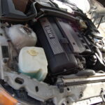 BMW Z3 2.0 Roadster 150 ch — compartiment moteur