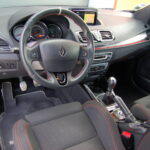 Renault Mégane 3 RS Phase 2 265 ch Start & Stop — poste de conduite