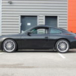 Porsche 911 type 996 Carrera 3.4 300 ch — profil opposé