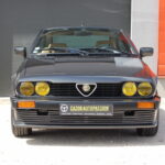 Alfa Romeo Alfetta GTV 2.0 Production — n°163/300 — vue de face