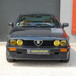 Alfa Romeo Alfetta GTV 2.0 Production — n°163/300 — vue de face complémentaire