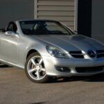 Mercedes SLK 350 Edition 10 7G-Tronic 272 ch — vue trois-quarts avant opposée