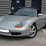 Porsche Boxster 986 2.7 220 ch — vue trois-quarts avant opposée