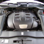 Porsche Cayenne S V6 3.0 Diesel 262 ch Tiptronic — compartiment moteur