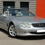 Mercedes SL 500 (R230) 306 ch BVA — vue trois-quarts avant décapotée