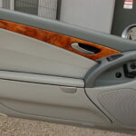 Mercedes SL 500 (R230) 306 ch BVA — contre-porte conducteur