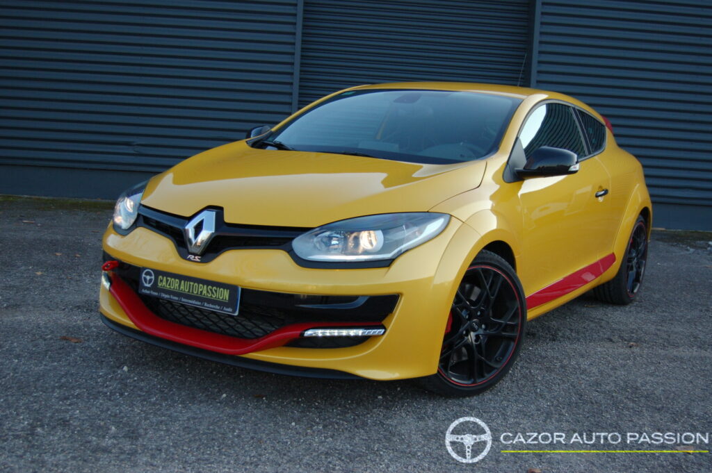 Renault Mégane Coupé RS DGM 331 ch et 467 Nm