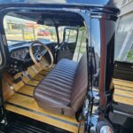 Chevrolet 3100 Apache V8 Restomod — 1955 — poste de conduite