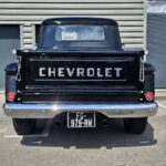Chevrolet 3100 Apache V8 Restomod — 1955 — vue arrière
