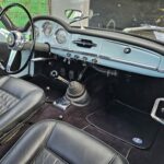 Alfa Romeo Giulia 1600 Spider Type 10123 - tableau de bord et levier de vitesses