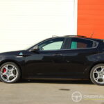 Alfa Romeo Giulietta Quadrifoglio Verde TCT — DGM 285 ch — profil opposé