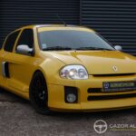 Renault Clio II V6 RS — vue trois-quarts avant