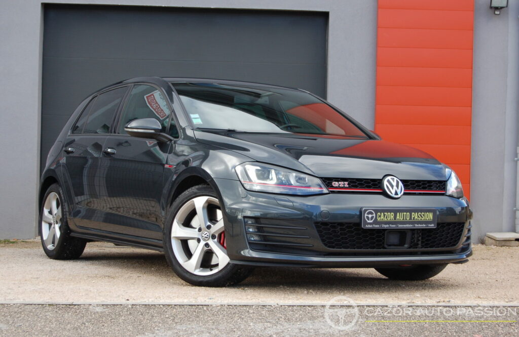 Volkswagen Golf VII GTI Performance 230ch Bvm6
