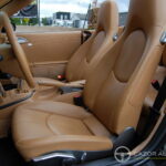 Porsche 911 type 997 Carrera 2 Cabriolet 3.6 325 ch BVM6 — siège conducteur