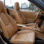 Porsche 911 type 997 Carrera 2 Cabriolet 3.6 325 ch BVM6 — habitacle côté passager