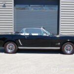 Ford Mustang Cabriolet V8 Code C 289 ci — profil décapoté