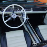 Ford Mustang Cabriolet V8 Code C 289 ci — habitacle avant