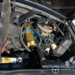 Ford Mustang Cabriolet V8 Code C 289 ci — compartiment moteur