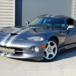 Dodge Viper GTS V10 450 ch — vue trois-quarts avant