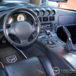 Dodge Viper GTS V10 450 ch — poste de conduite