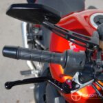 Kawasaki Z 750 ABS — commande au guidon