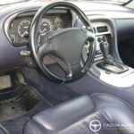 Aston Martin DB7 Vantage — poste de conduite