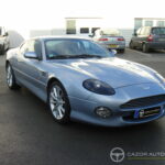 Aston Martin DB7 Vantage — vue trois-quarts avant opposée